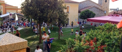Centro di Arzachena durante "Estate in fiore"